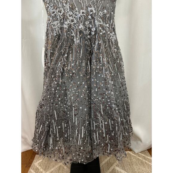 Mac Duggal Embellished Butterfly Fit Flare Tea-Length Dress Gray 20392 Sz 10 NWT - Picture 16 of 16